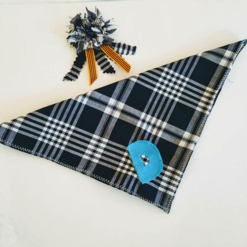 PAÑUELO BEBÉ INICIAL y broche