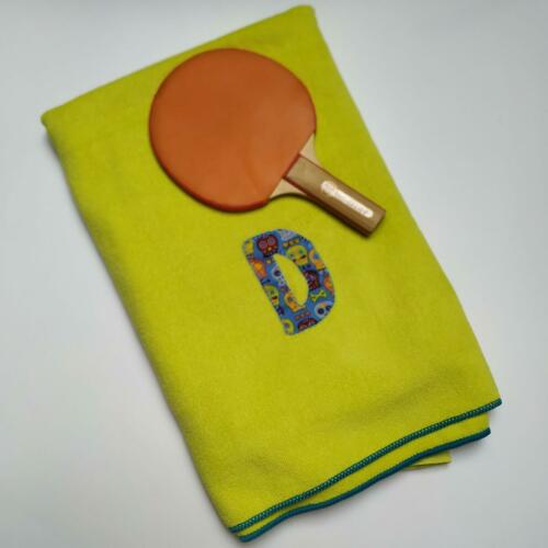 MICROFIBRAPISTACHO GIMNASIO CON INICIAL